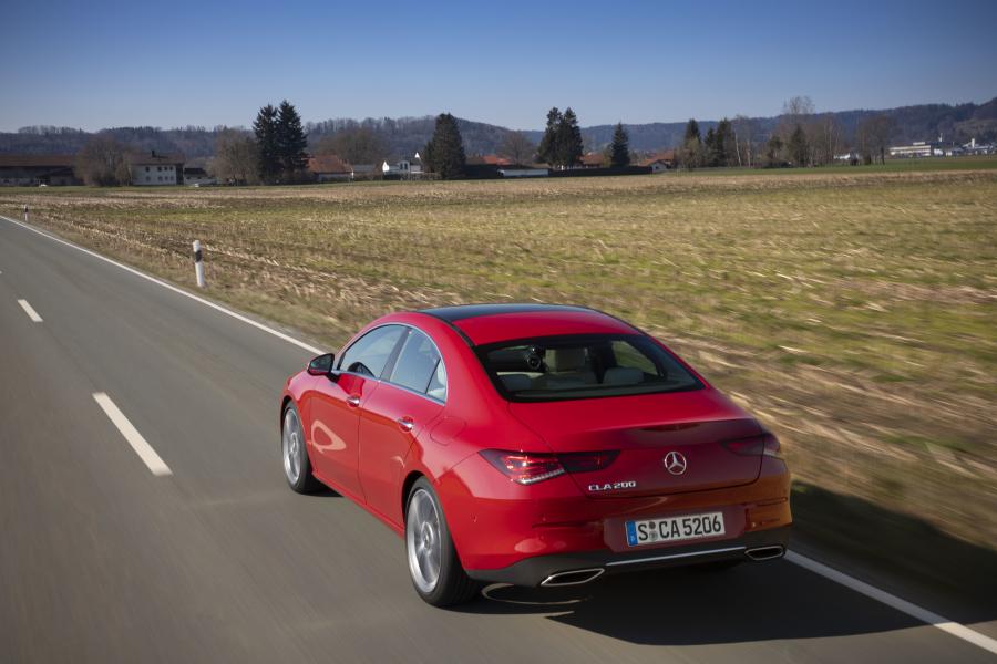  Mercedes-Benz CLA200 (W118) 2019 года  (WW) (фото 3 из 26)